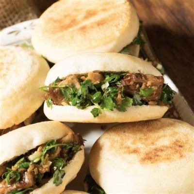  Rou Jia Mo: Uma Sinfonia de Carne Macia e Pão Crocante Assado